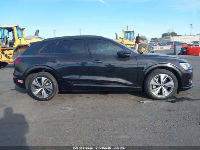 WA14AAGEXRB022718 Audi Q8 E-tron Premium Quattro