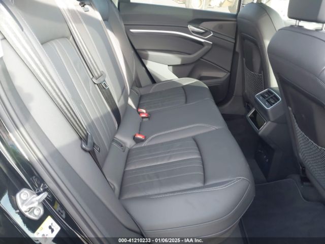 WA14AAGEXRB022718 Audi Q8 E-tron Premium Quattro