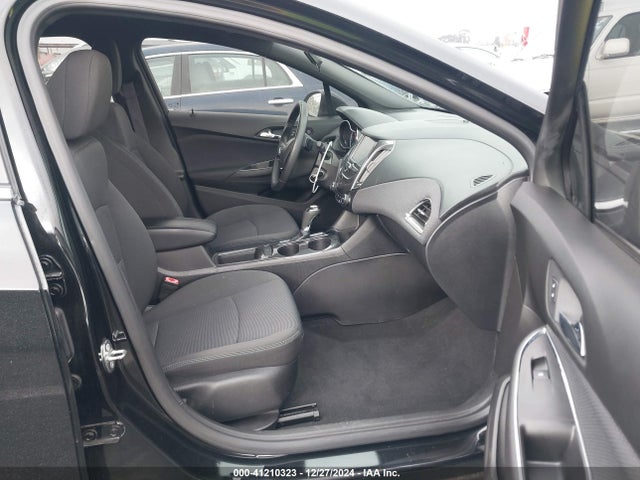1G1BE5SM4H7271856 Chevrolet Cruze Lt Auto