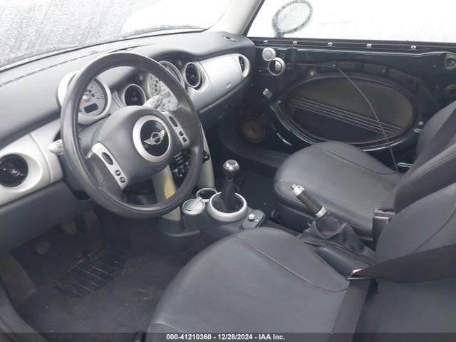 2002 MINI COOPER WMWRC33402TC34025 Photo 4