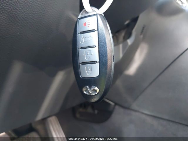 JN8CS1MWXHM411880 Infiniti QX70