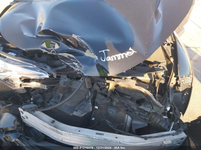 NMTKHMBX9JR040867 Toyota C-HR XLE