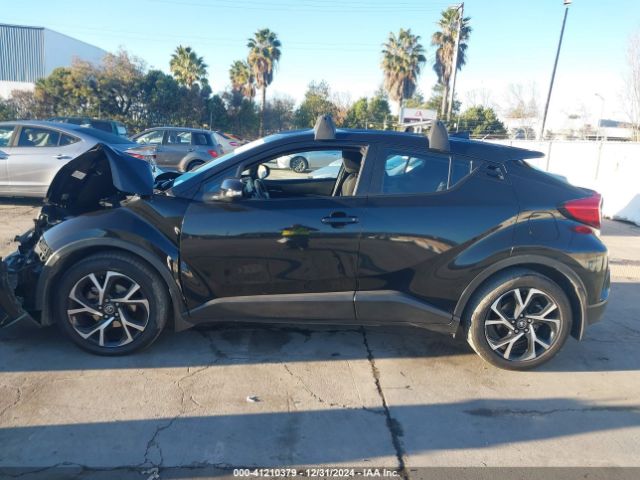 NMTKHMBX9JR040867 Toyota C-HR XLE