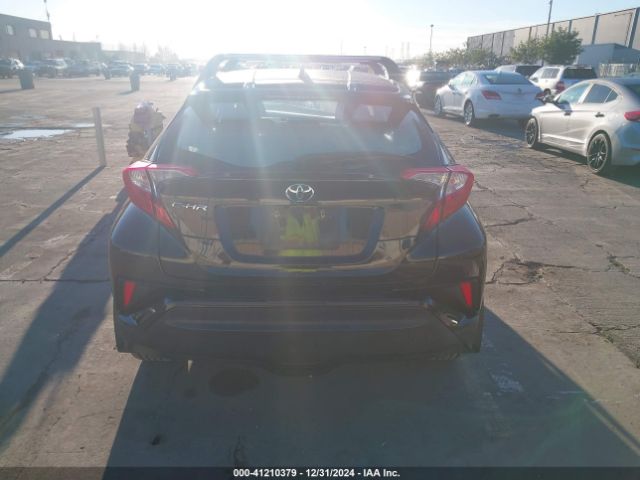 NMTKHMBX9JR040867 Toyota C-HR XLE