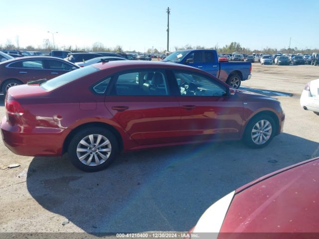 1VWAS7A38FC028049 Volkswagen Passat 1.8t Wolfsburg Edition