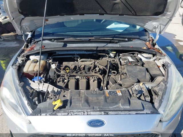 Ford FOCUS SE 2015 1FADP3F20FL206035 Image 10