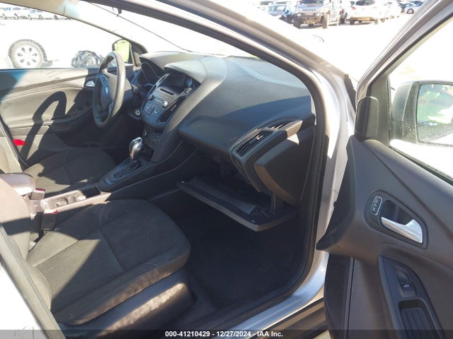 Ford FOCUS SE 2015 1FADP3F20FL206035 Image 5