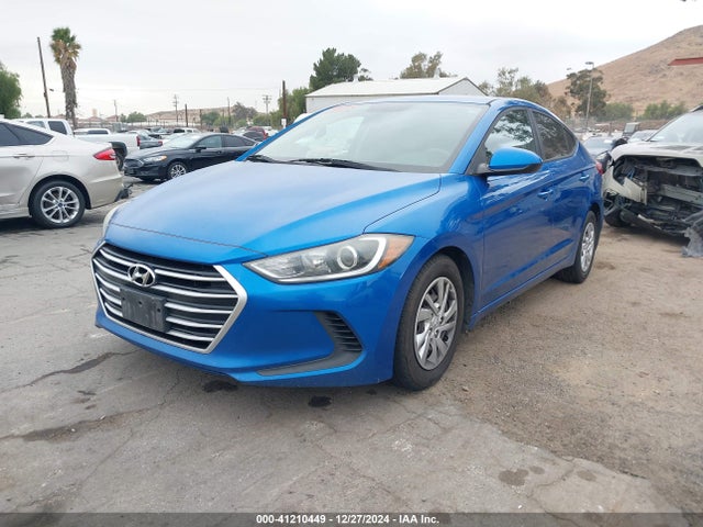 Hyundai ELANTRA SE 2017 5NPD74LF4HH125974 Image 2