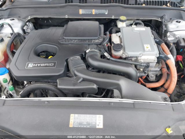 3FA6P0LU7HR118794 Ford Fusion Hybrid Se
