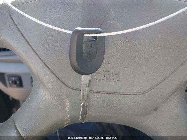 2000 MITSUBISHI GALANT 4A3AA46GXYE129369 Photo 10