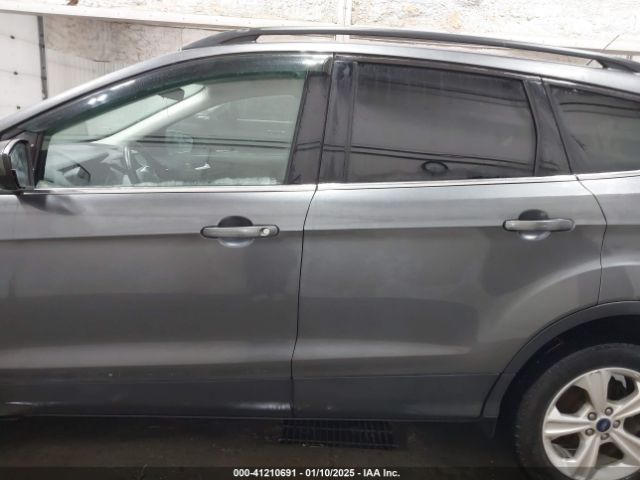 1FMCU9GX6GUC24672 Ford ESCAPE SE