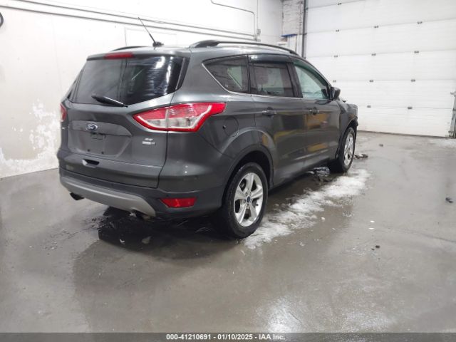 1FMCU9GX6GUC24672 Ford ESCAPE SE