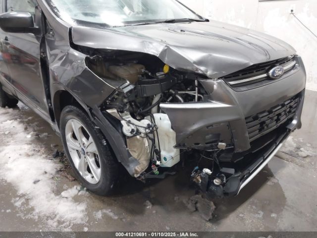 1FMCU9GX6GUC24672 Ford ESCAPE SE