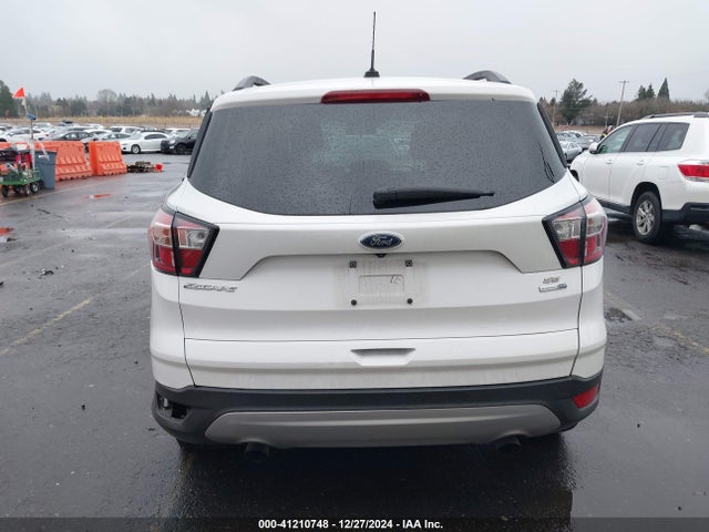 Ford ESCAPE SE 2018 1FMCU9GD0JUB44247 Image 17