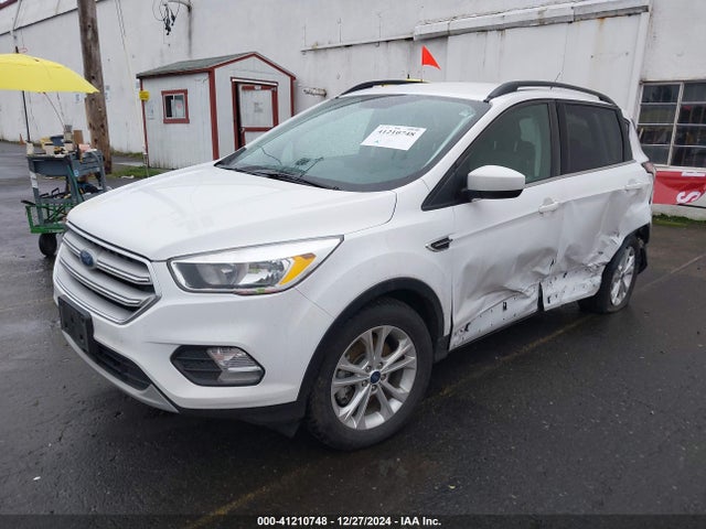 Ford ESCAPE SE 2018 1FMCU9GD0JUB44247 Image 2