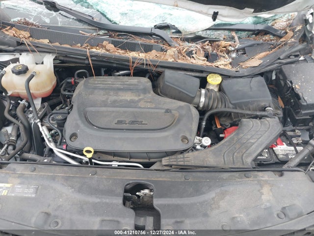 2C4RC1AG8LR139576 Chrysler Voyager L