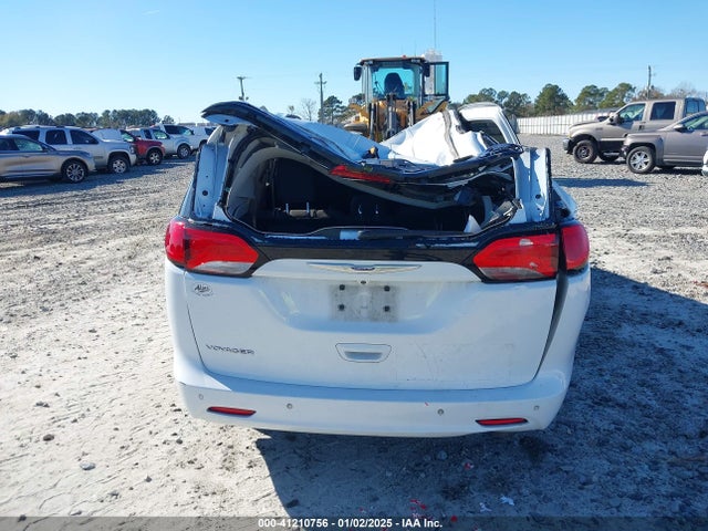 Chrysler Voyager L 2020 2C4RC1AG8LR139576 Image 16