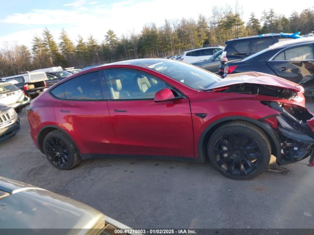7SAYGDEE8RA254256 Tesla Model Y
