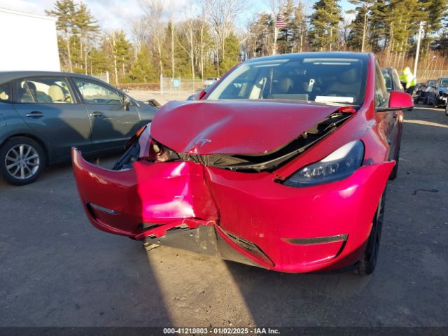 7SAYGDEE8RA254256 Tesla Model Y