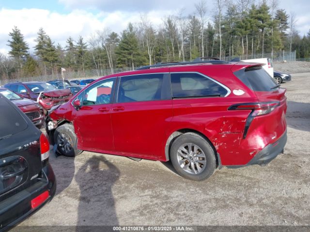 5TDKSKFC5PS076093 Toyota SIENNA LE