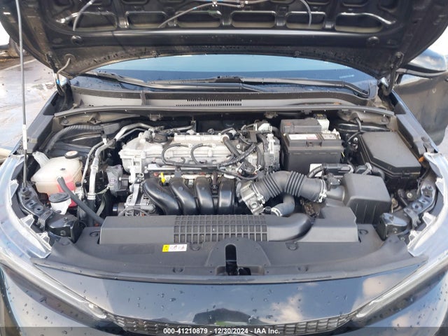 JTDEPMAE3NJ194494 Toyota COROLLA LE