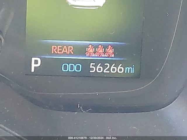 JTDEPMAE3NJ194494 Toyota COROLLA LE