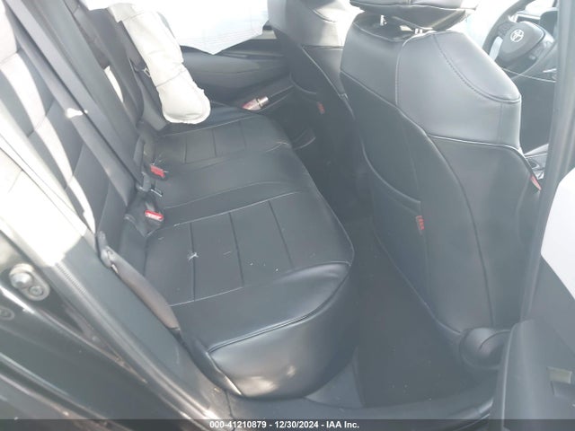 JTDEPMAE3NJ194494 Toyota COROLLA LE