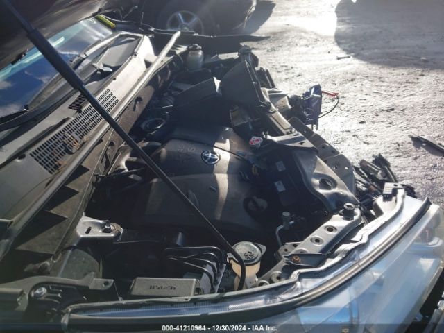 5TDJZRFH5JS530698 Toyota Highlander Xle