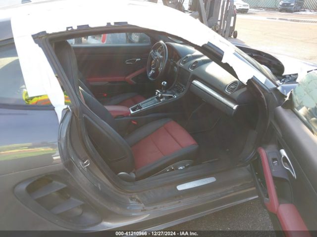 WP0AA2A80KS260990 Porsche 718 Cayman