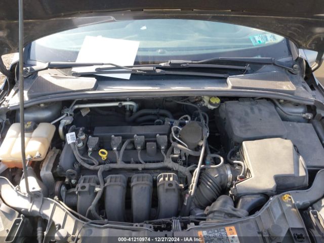 1FADP3F29FL303928 Ford FOCUS SE