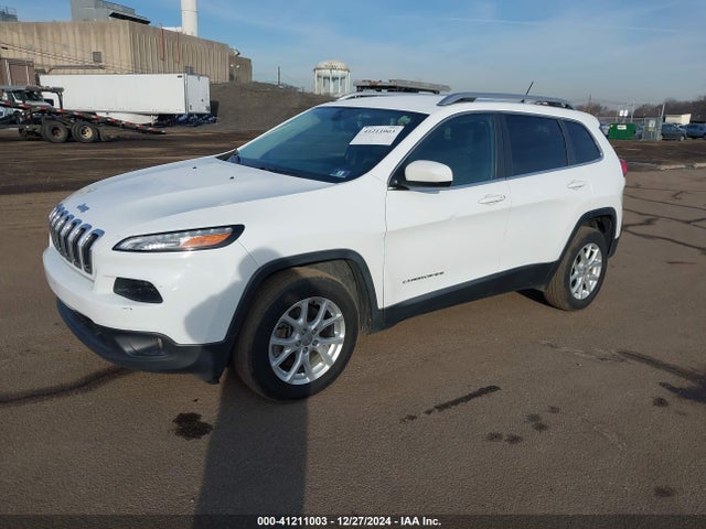 Jeep Cherokee Latitude 2015 1C4PJMCSXFW702770 Image 2