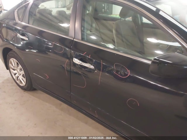 Nissan Altima 2.5 S 2015 1N4AL3AP0FC113422 Image 14