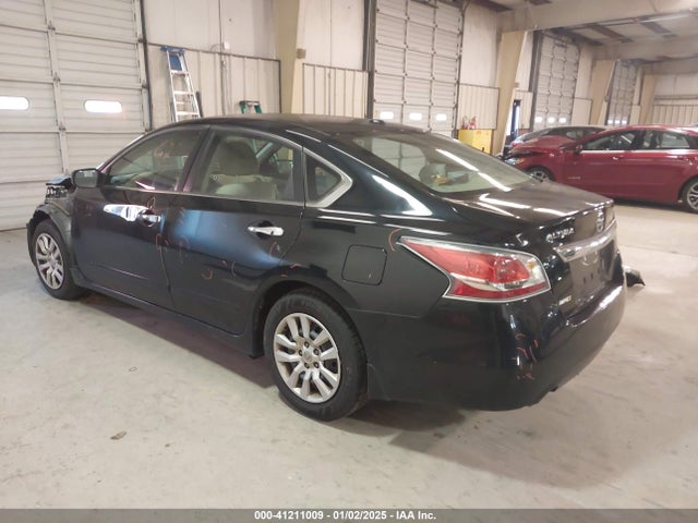 Nissan Altima 2.5 S 2015 1N4AL3AP0FC113422 Image 3