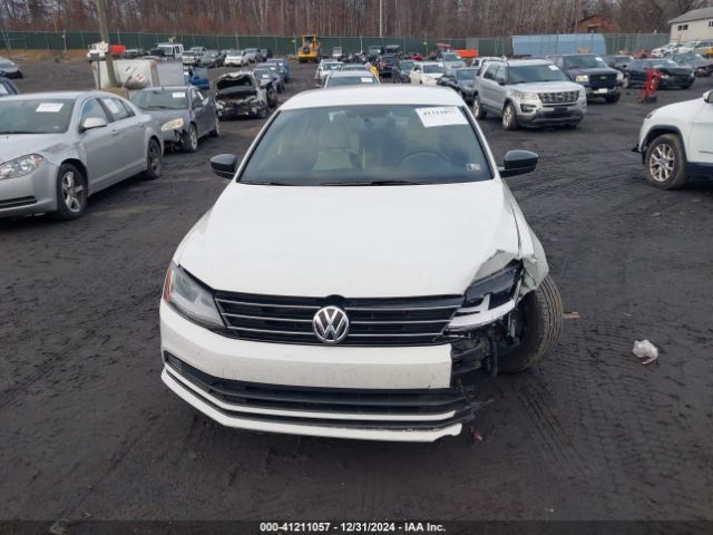 3VWD17AJ4HM299318 Volkswagen Jetta 1.8t Sport