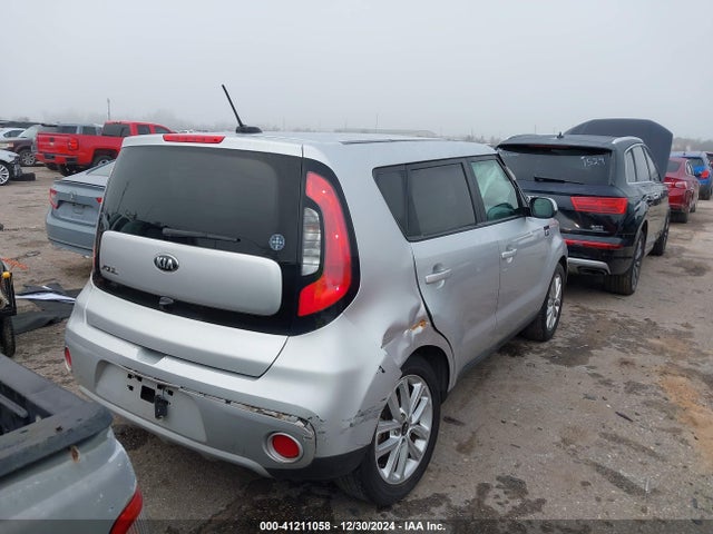 KIA SOUL + 2019 KNDJP3A58K7666027 Image 4