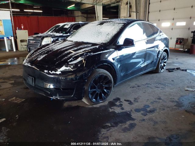 7SAYGAEE5PF935098 Tesla Model Y Awd/long Range Dual Motor All-wheel Drive