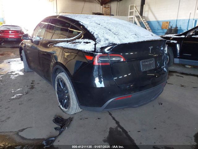 7SAYGAEE5PF935098 Tesla Model Y Awd/long Range Dual Motor All-wheel Drive