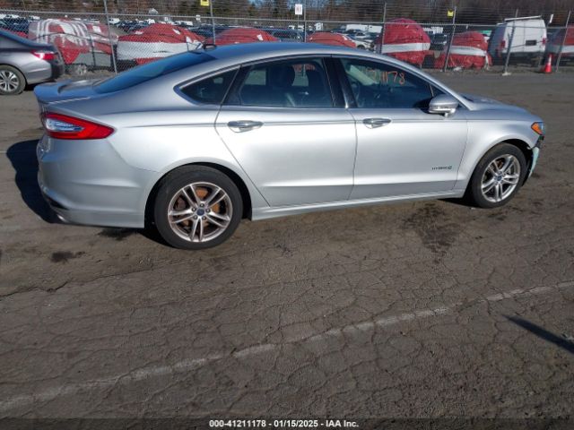 3FA6P0RU3FR245918 Ford Fusion Hybrid Titanium