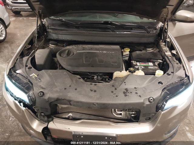 Jeep Cherokee Latitude 2019 1C4PJMCX3KD356109 Image 10