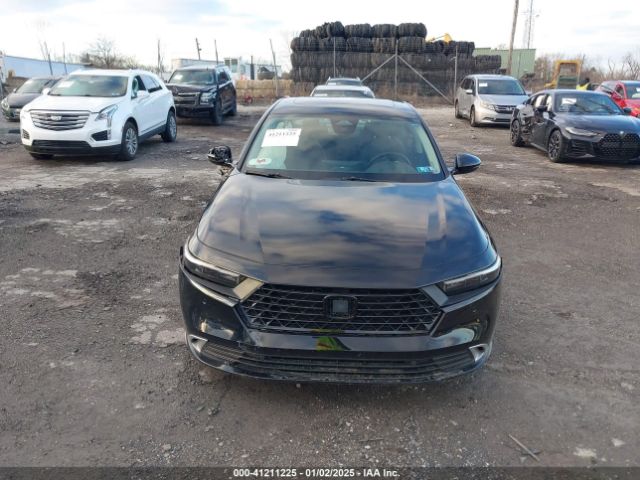 1HGCY2F81RA064233 Honda Accord Hybrid Touring