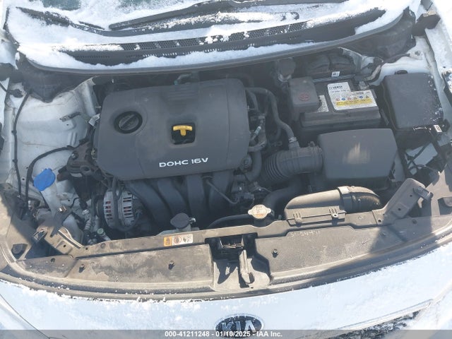 KIA FORTE LX 2018 3KPFK4A76JE236975 Image 10