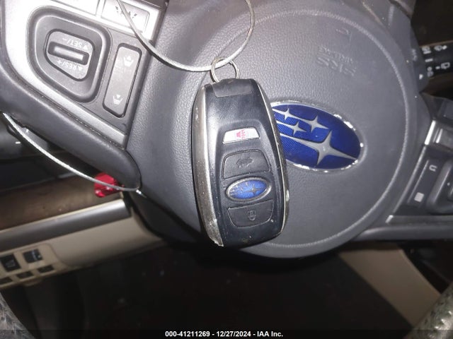 Subaru Outback 3.6r Limited 2017 4S4BSENC2H3367278 Image 11