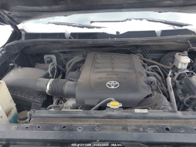 5TFDY5F18EX406534 Toyota Tundra Sr5 5.7l V8