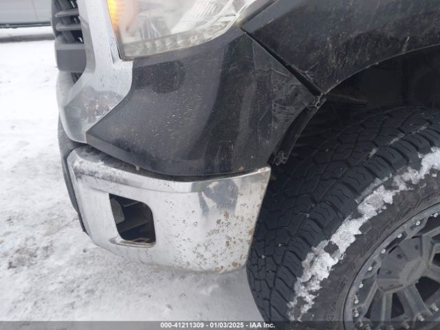 5TFDY5F18EX406534 Toyota Tundra Sr5 5.7l V8
