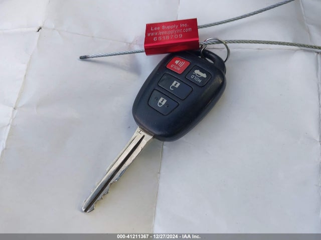 Toyota Corolla Le Plus 2015 5YFBURHE5FP187106 Image 11