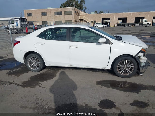 Toyota Corolla Le Plus 2015 5YFBURHE5FP187106 Image 14