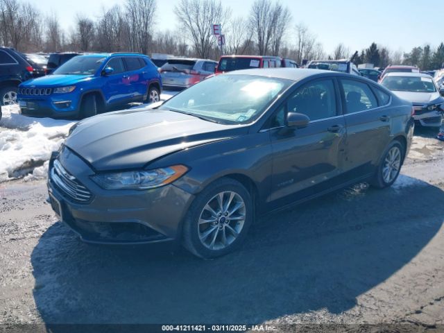 3FA6P0LU8HR304764 Ford Fusion Hybrid Se