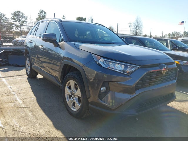 Toyota Rav4 Xle 2019 JTMW1RFV3KD034847 Image 1