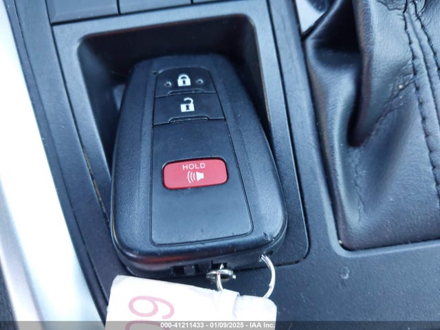 Toyota Rav4 Xle 2019 JTMW1RFV3KD034847 Image 11