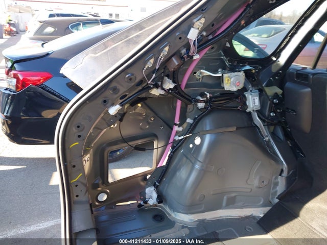 Toyota Rav4 Xle 2019 JTMW1RFV3KD034847 Image 20
